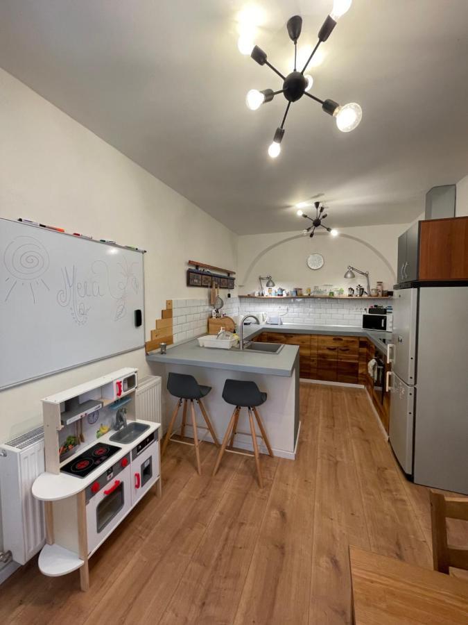 Central Retro Apartment Nagyszeben Kültér fotó
